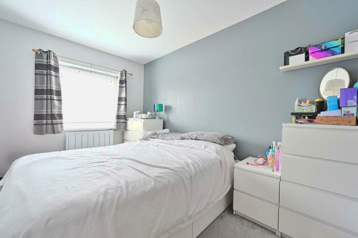 1 Bedroom Flat To Rent In James House, Richmond Road, Kingston, Kingston Upon Thames, KT2