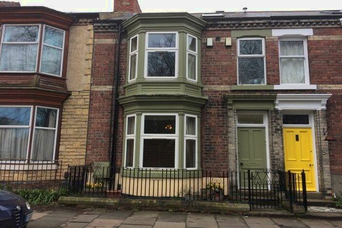 1 Bedroom Flat To Rent In Victoria Embankment, Darlington, DL1