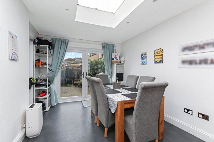 3 Bedroom Terraced House For Sale In Danes Drive, Scotstoun, Glasgow, G14