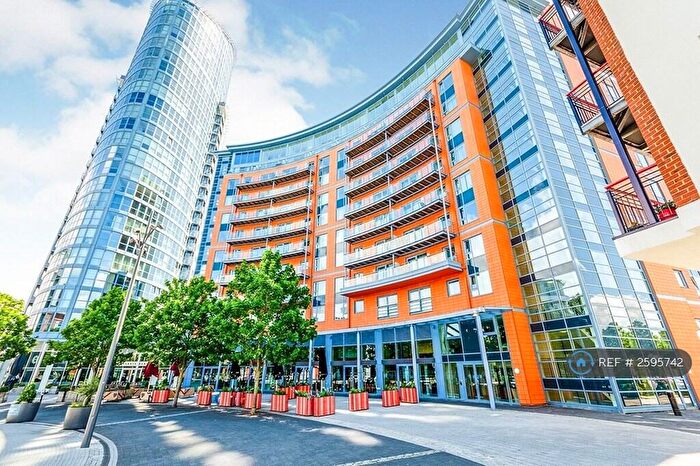 1 Bedroom Flat To Rent In The Crescent Building, Portsmouth, PO1