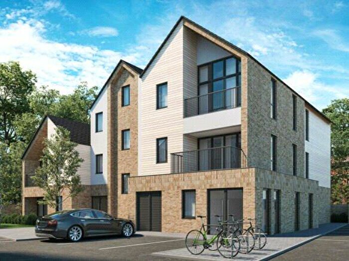 1 Bedroom Flat For Sale In High Street, Rayleigh, Essex, SS6