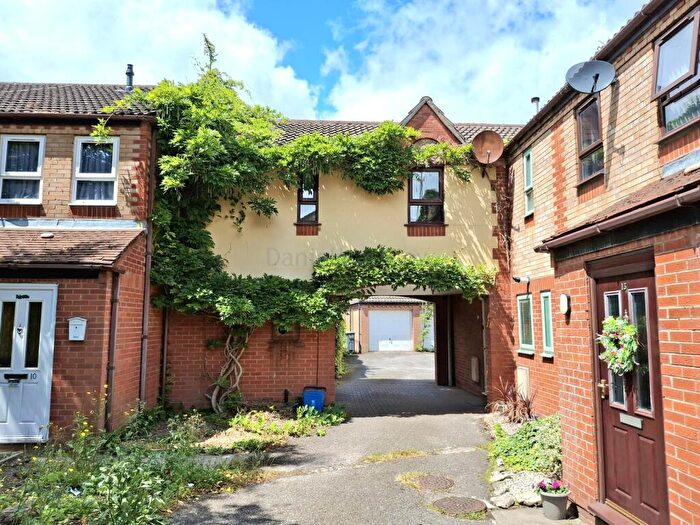 1 Bedroom Coach House To Rent In Hartley Place, Cardiff., CF11