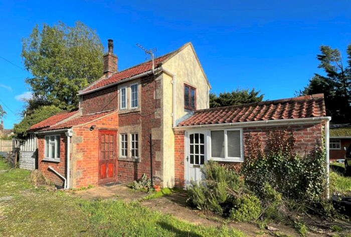 1 Bedroom Cottage To Rent In Chapel Lane, Wingfield, BA14