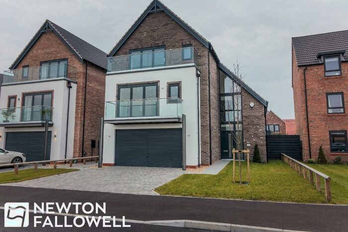 4 Bedroom Detached House To Rent In Idle Valley Road, Retford, DN22