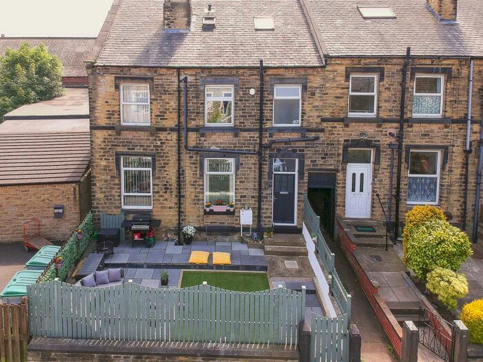 3 Bedroom Terraced House For Sale In Syringa Street, Huddersfield, HD1