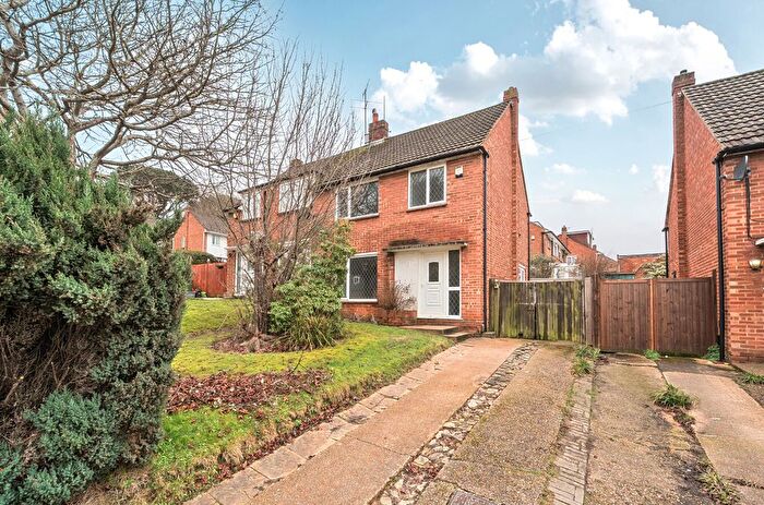 3 Bedroom Semi-Detached House To Rent In Kingsfold Avenue, Townhill Park, Southampton, Hampshire, SO18