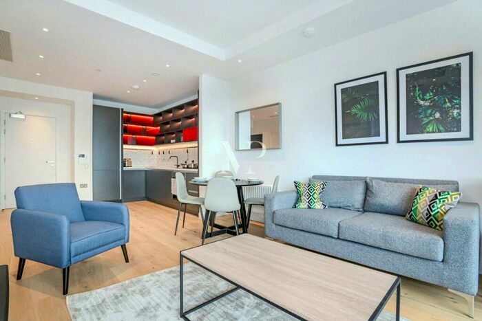 1 Bedroom Apartment To Rent In Corson House, City Island Way, London, E14