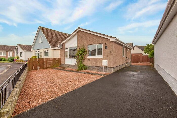 3 Bedroom Bungalow For Sale In Wadeslea, Elie, Anstruther, KY9