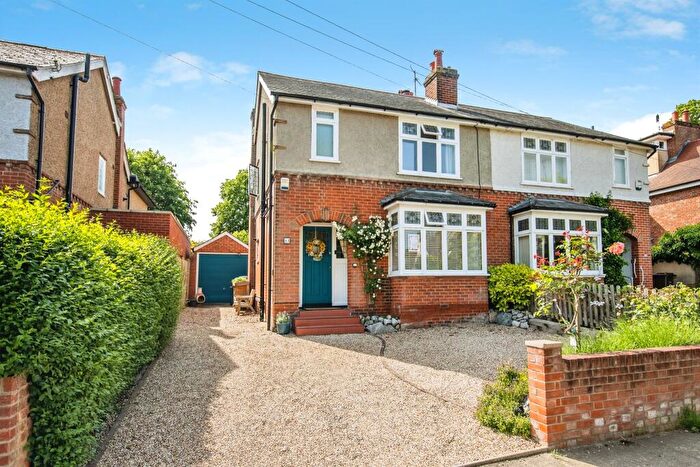 3 Bedroom Semi-Detached House For Sale In Castle Road, Colchester, CO1