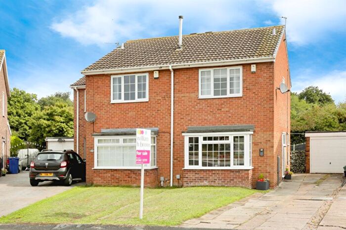 2 Bedroom Semi-Detached House For Sale In Ainsley Close, Auckley, Doncaster, DN9