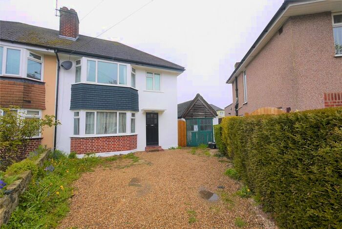 3 Bedroom Semi-Detached House To Rent In Warescot Close, Brentwood, CM15