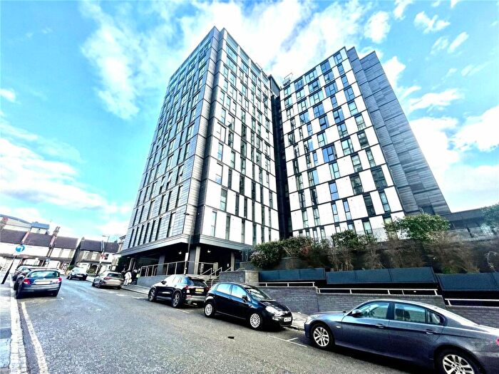 3 Bedroom Apartment For Sale In Centrillion, Central Croydon, East Croydon, CR0