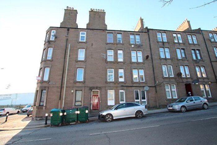 2 Bedroom Flat To Rent In Arklay Street, Dundee, DD3
