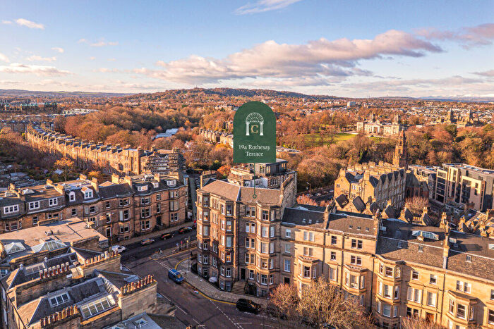 3 Bedroom Flat For Sale In Rothesay Terrace, Edinburgh, EH3