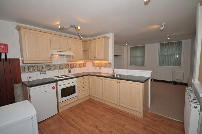 1 Bedroom Flat To Rent In Church Lane East, Aldershot, GU11