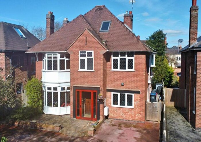 6 Bedroom Detached House For Sale In Warwick Place, Leamington Spa, CV32