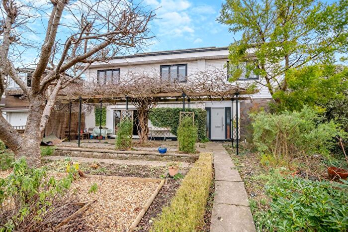 4 Bedroom Detached House For Sale In Orchard Rise, Pwllmeyric, Chepstow, NP16