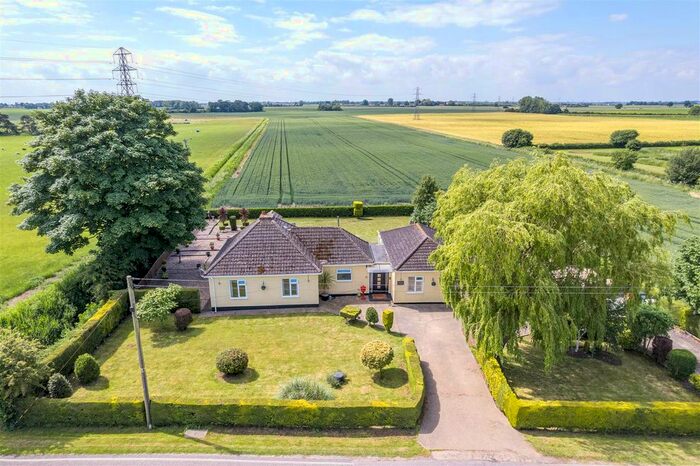 3 Bedroom Detached Bungalow For Sale In Fen Bank, Friskney, Boston, PE22