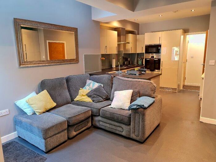 7 Bedroom Terraced House To Rent In Heeley Road, Selly Oak, Birmingham, B29