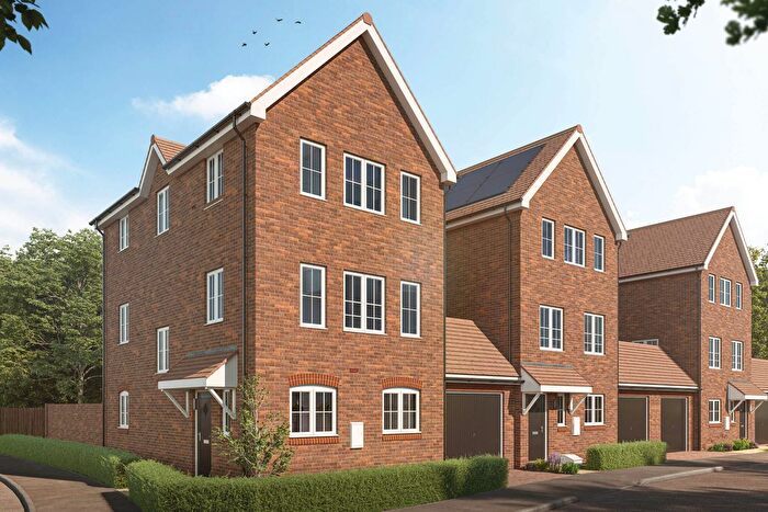 4 Bedroom Link Detached House For Sale In "The Bader " At Forge Wood, Crawley, RH10
