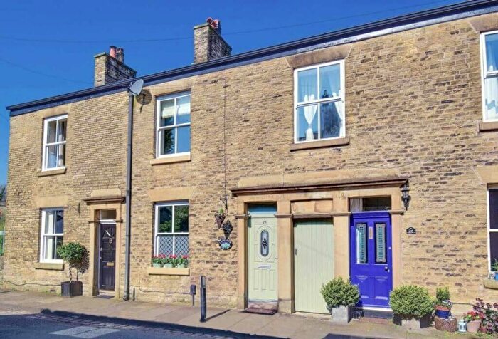 2 Bedroom Cottage For Sale In Adlington Road, Bollington, Macclesfield, SK10