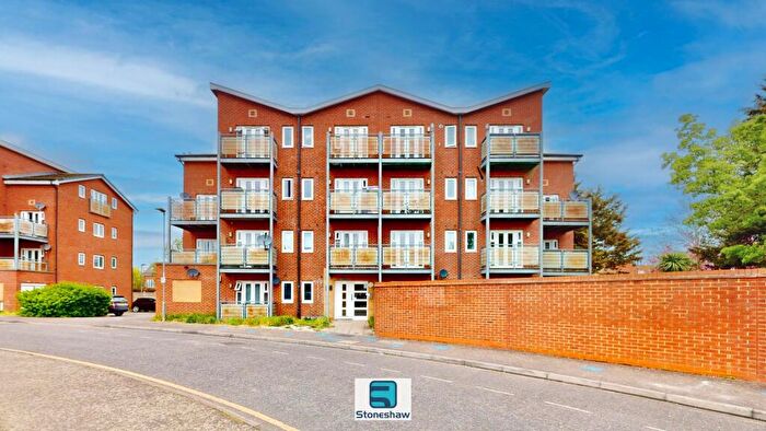 2 Bedroom Flat For Sale In Roberts Place, Dagenham, RM10
