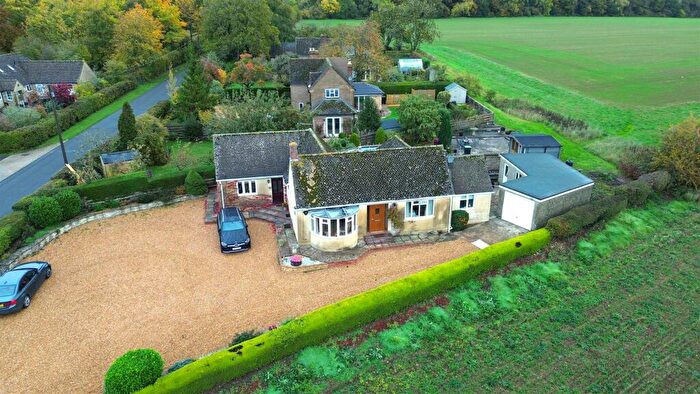 3 Bedroom Detached Bungalow For Sale In Bruern Road, Milton Under Wychwood, OX7