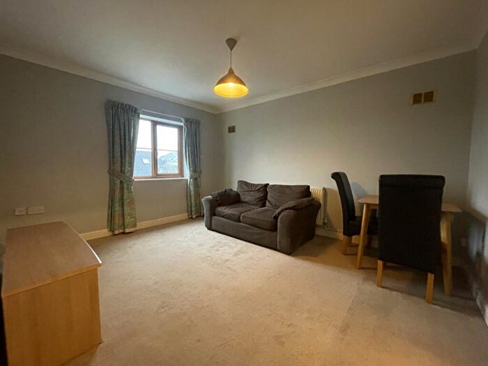 2 Bedroom Flat To Rent In Newport Road, Roath, CF24
