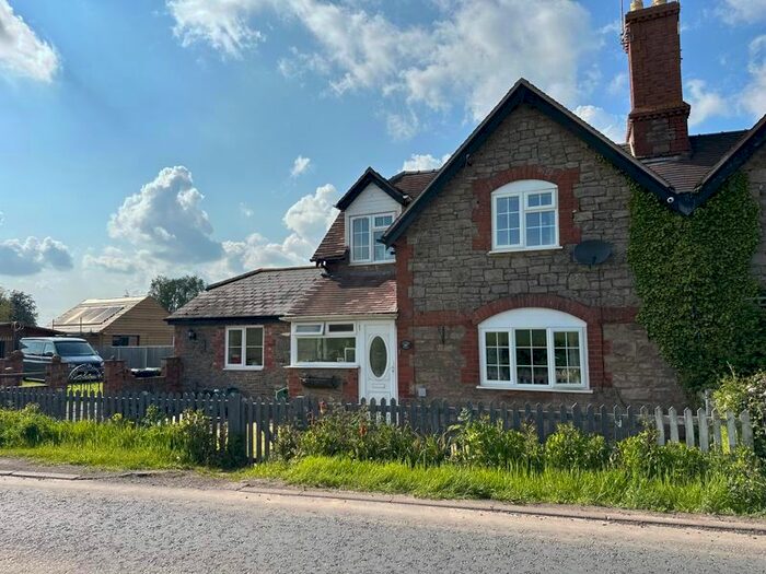 4 Bedroom Semi-Detached House To Rent In Matchcroft, Eau Withington, Hereford, HR1