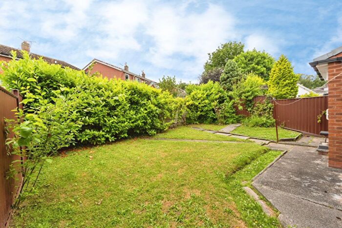 5 Bedroom Semi-Detached House For Sale In Rectory Lane, Wigan, WN1