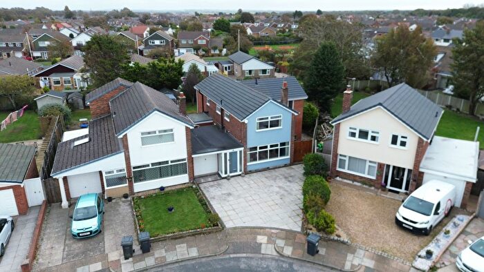 4 Bedroom Detached House For Sale In Thirlmere Drive, Southport, Merseyside, PR8