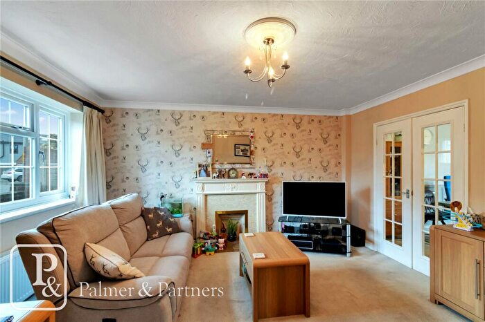 4 Bedroom Detached House For Sale In Green Acres Road, Layer-de-la-Haye, Colchester, Essex, CO2