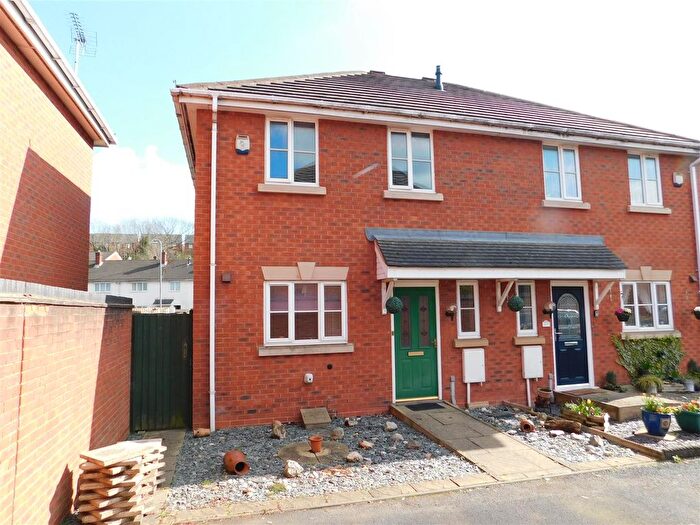 3 Bedroom Semi Detached House To Rent In Waterside Grange, Kidderminster, DY10