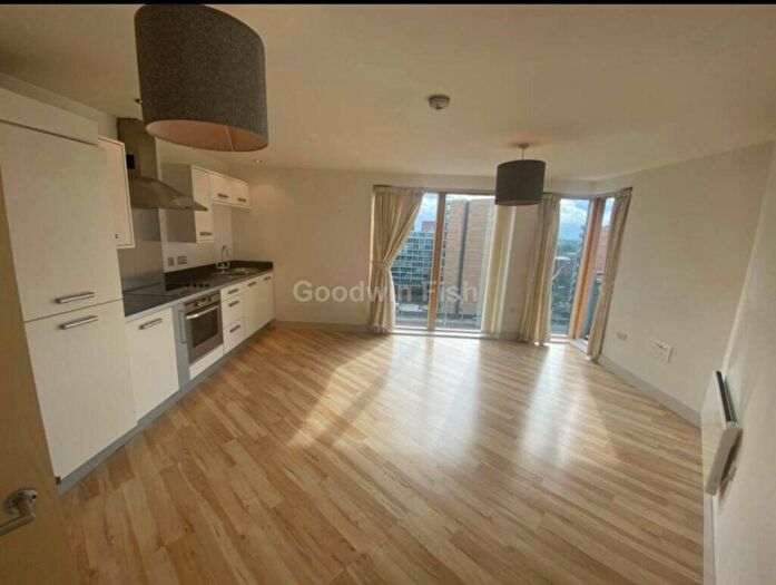 2 Bedroom Apartment To Rent In Water Street, Manchester, M3