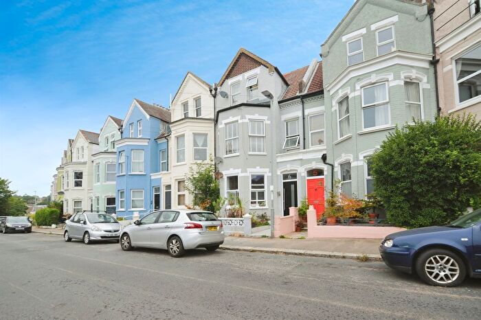 2 Bedroom Flat For Sale In St. Peters Road, St. Leonards-On-Sea, TN37