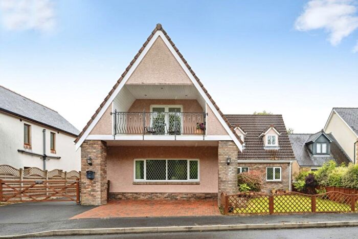 5 Bedroom Detached House For Sale In Kings Road, Llandybie, Ammanford, Carmarthenshire, SA18