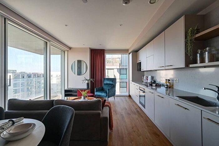 2 Bedroom Flat To Rent In Skylark Point, East Village, Stratford, London, E20