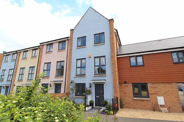 4 Bedroom Town House To Rent In Swithins Lane, Charlton Hayes, BS34
