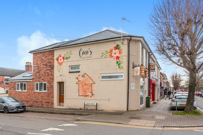 2 Bedroom Flat To Rent In High Street, New Bradwell, Milton Keynes, MK13