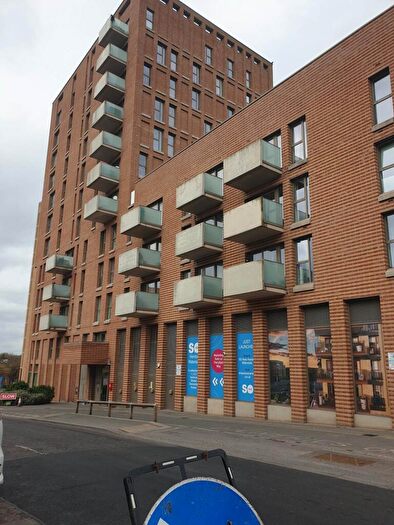 1 Bedroom Flat To Rent In Damsel Walk, London, NW9