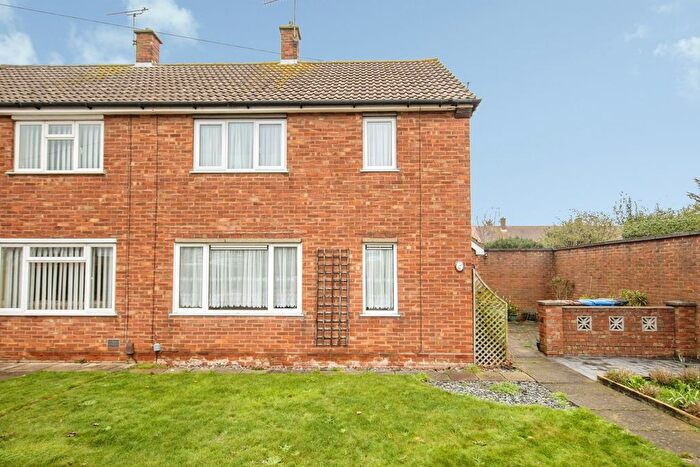 2 Bedroom Semi Detached House For Sale In Sprites Lane, Ipswich, Suffolk, IP2