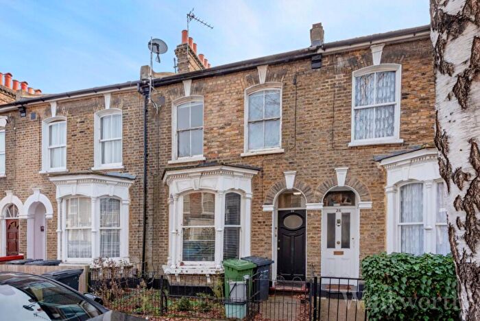 1 Bedroom Apartment To Rent In Wrigglesworth Street, London, SE14