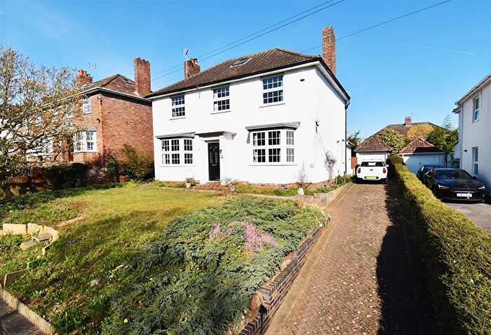 4 Bedroom Detached House For Sale In Shirehampton Road, Bristol, BS9