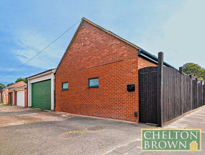 1 Bedroom Detached House To Rent In Christchurch Road, Northampton, Northamptonshire, NN1