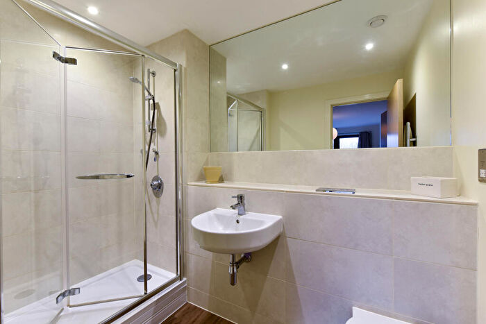 2 Bedroom Apartment To Rent In Gwynne Road, The Regent, SW11