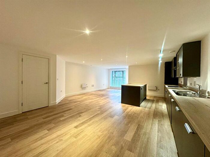 1 Bedroom Apartment To Rent In Bradford Street, Birmingham, B12