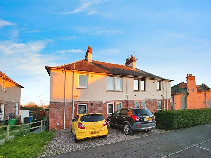 2 Bedroom Flat To Rent In Beatty Crescent, Kirkcaldy, KY1