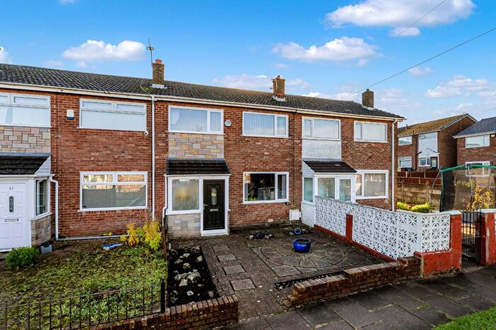 3 Bedroom Terraced House For Sale In Heathfield Drive, Bolton, Lancashire, BL3