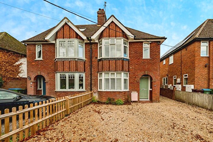 3 Bedroom Semi-Detached House For Sale In Chearsley Road, Long Crendon, Aylesbury, HP18