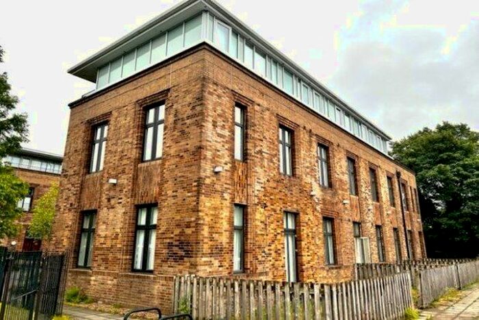 1 Bedroom Flat To Rent In Park Parade, Ashton-Under-Lyne, OL6